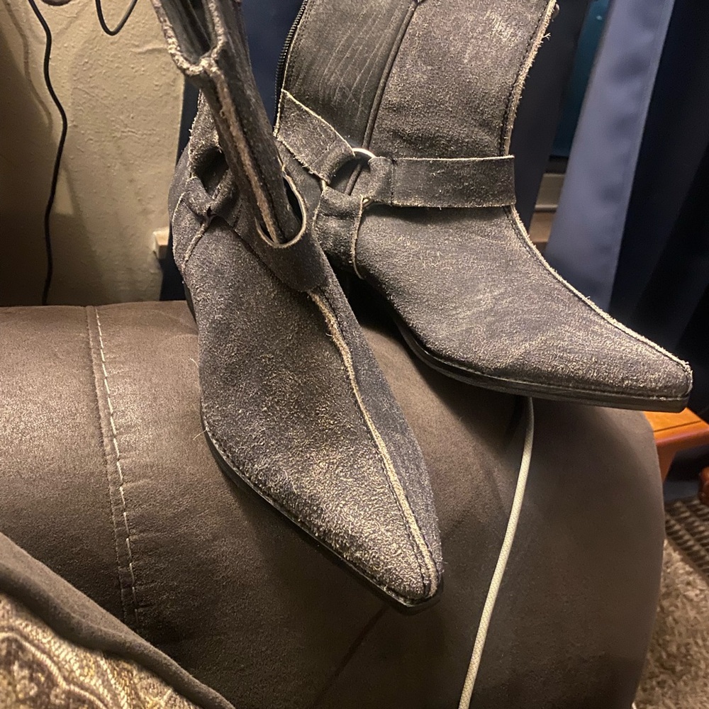 Matisse Distressed Black Ankle Boots